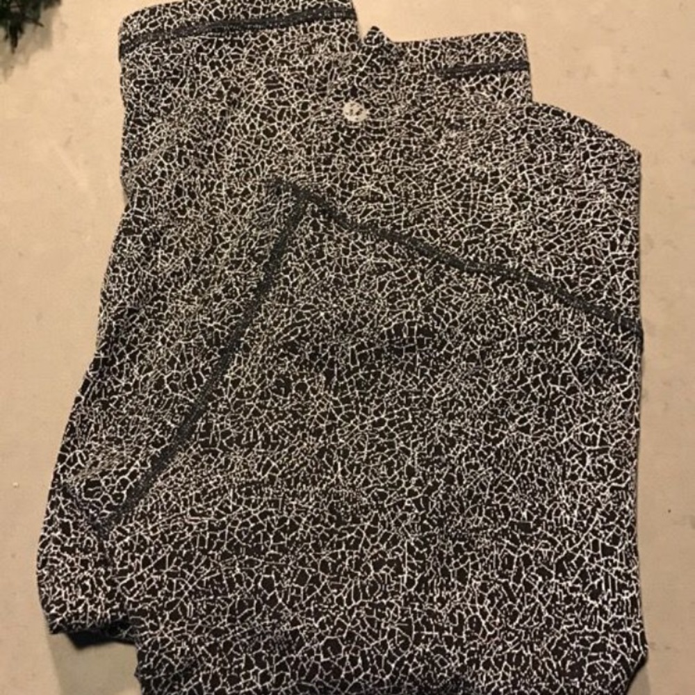Lulu lemon crop pant